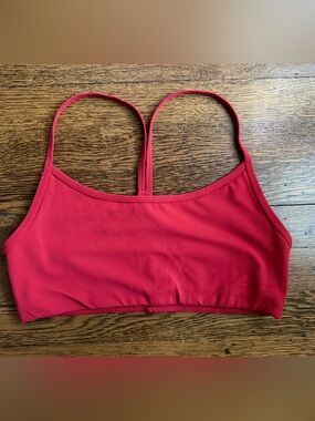 Vuori Allthefeels bra in scarlet size M